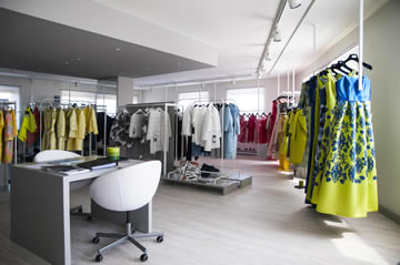 [Sonia Dilalla Showroom]